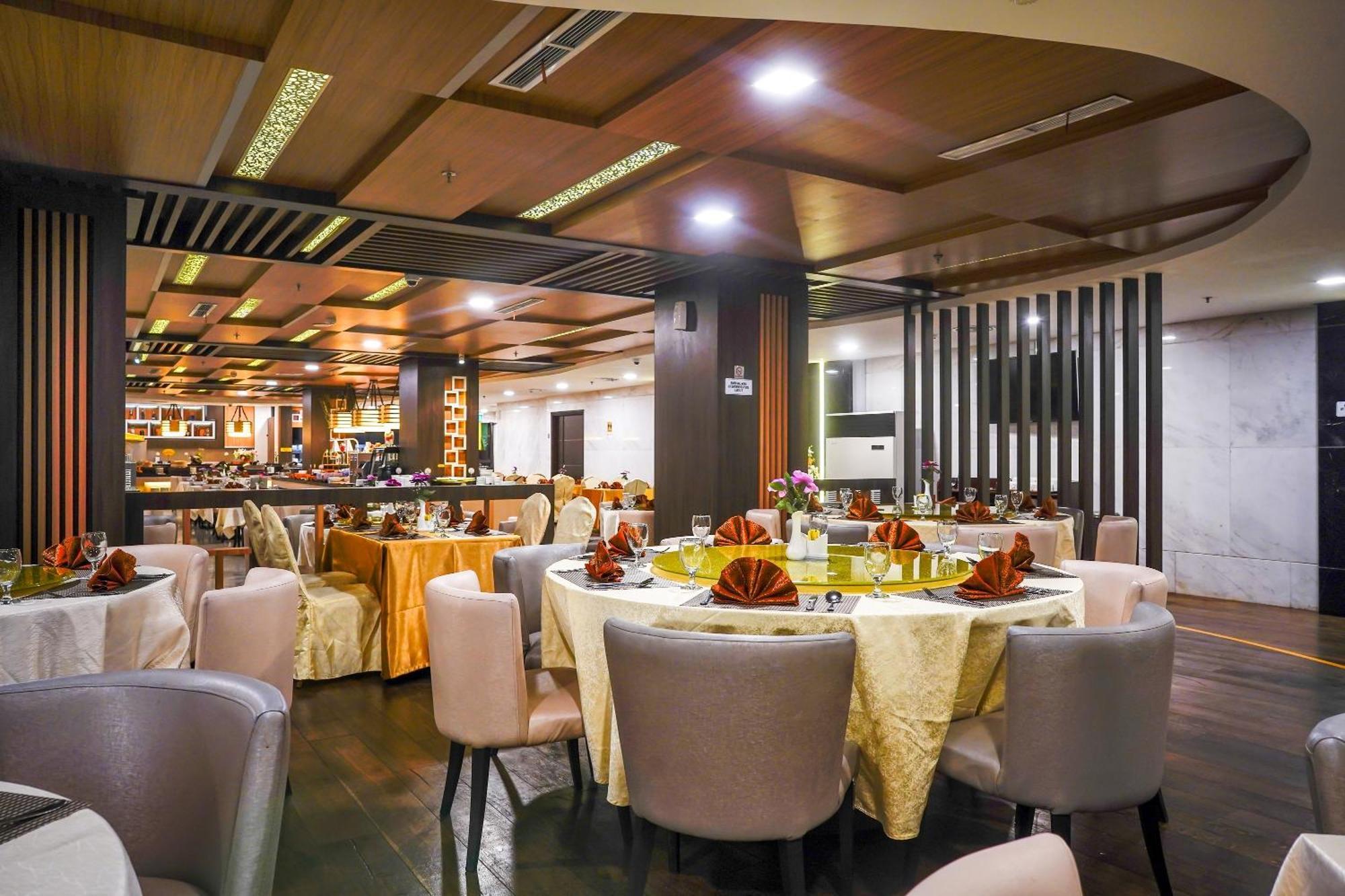 Hill Batam Hotel 4*