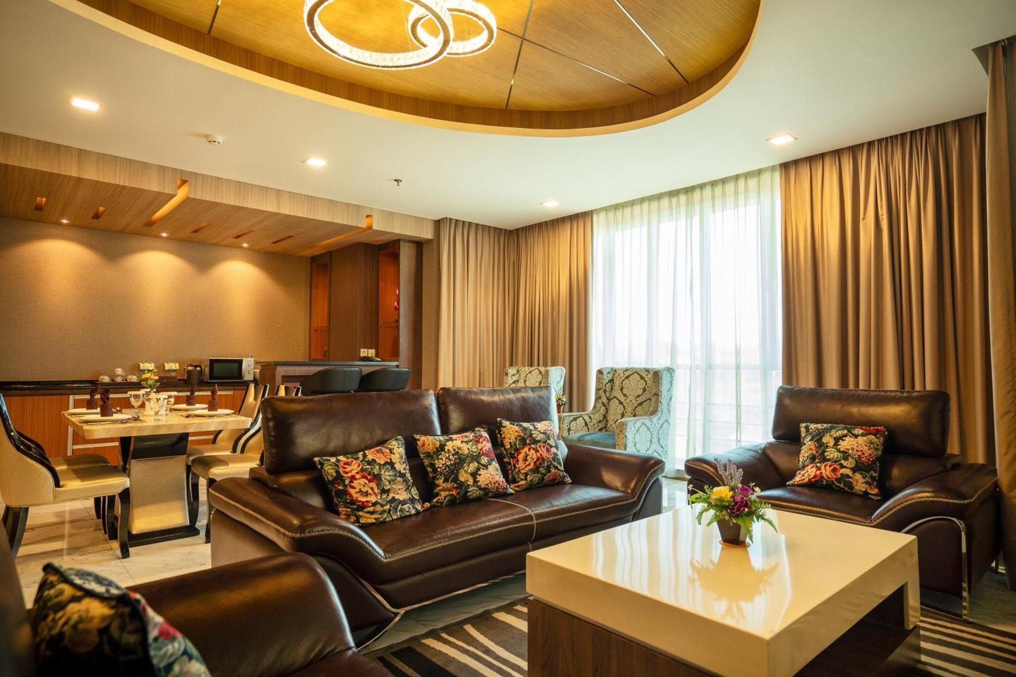 Hotel Hill Batam
